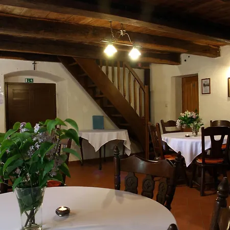 Casa de hóspedes Kremenisko 2*