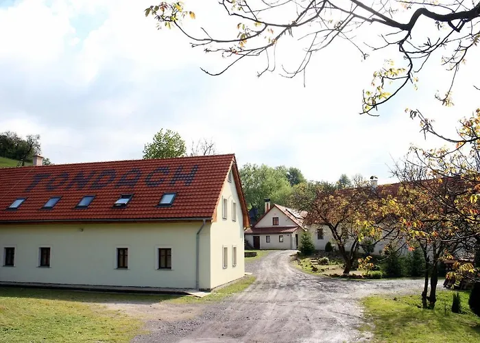 克雷门尼斯克旅馆 2* Banská Štiavnica